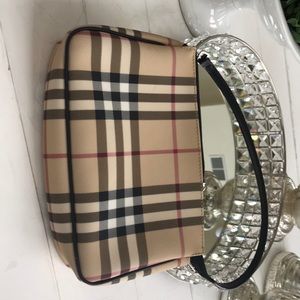 Classic novacheck Burberry shoulder bag